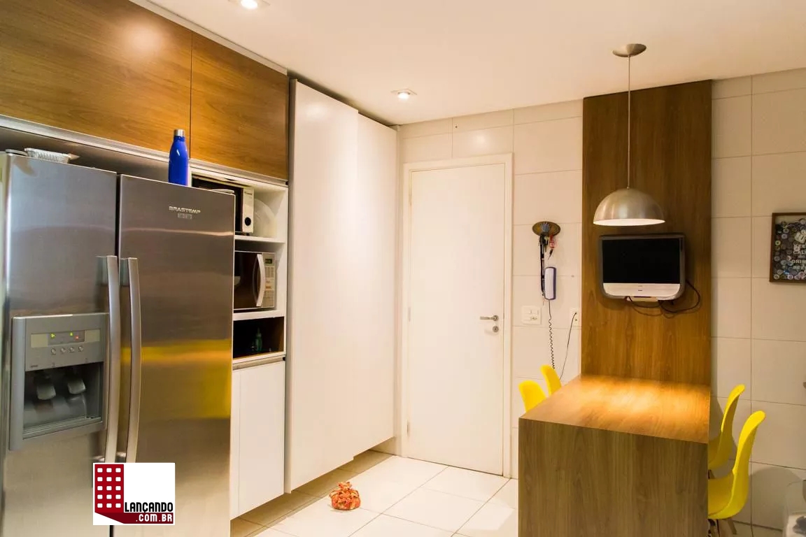 Apartamento à venda com 3 quartos, 149m² - Foto 17