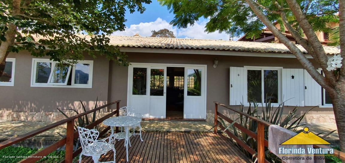 Casa de Condomínio à venda com 3 quartos, 148m² - Foto 1