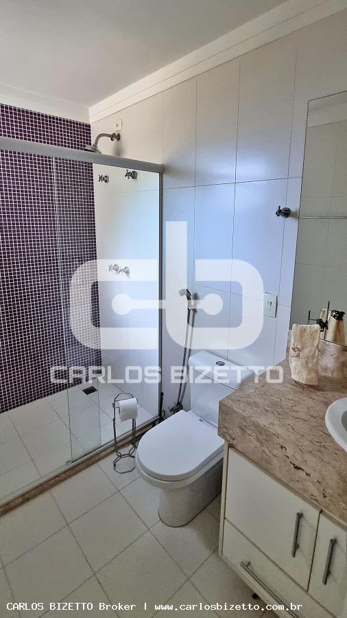 Casa de Condomínio à venda com 4 quartos, 450m² - Foto 38