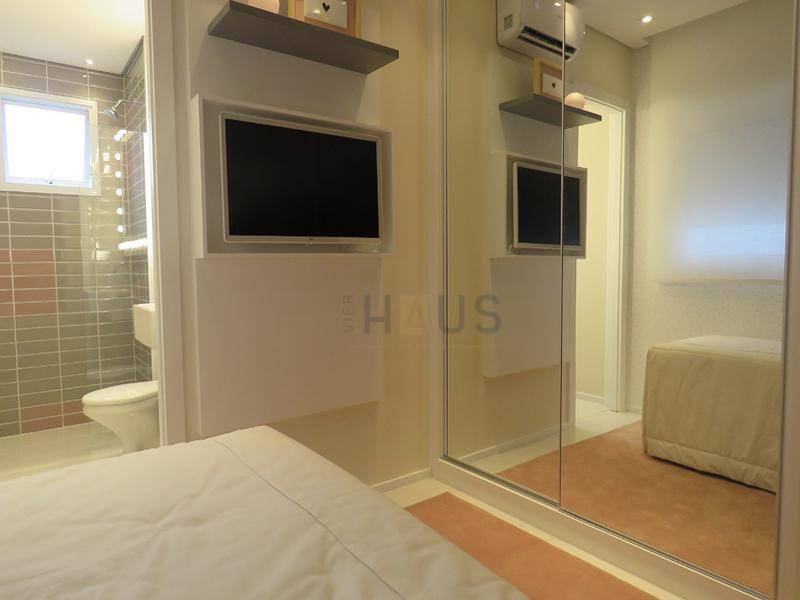 Apartamento à venda com 3 quartos, 134m² - Foto 11