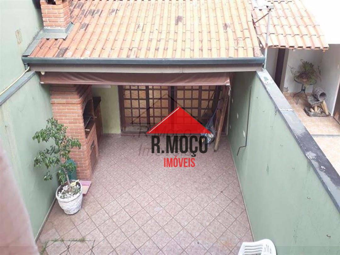 Sobrado à venda com 3 quartos, 200m² - Foto 25