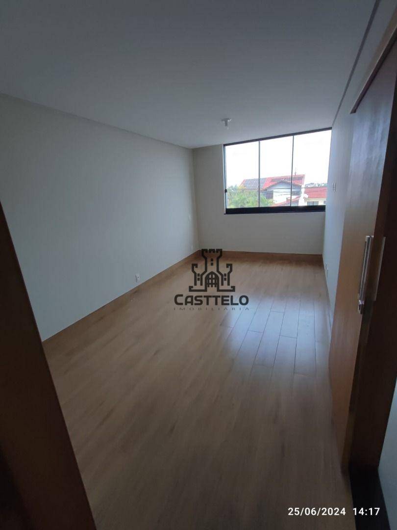 Sobrado à venda com 3 quartos, 150m² - Foto 9