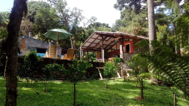 Casa à venda com 3 quartos, 60m² - Foto 1