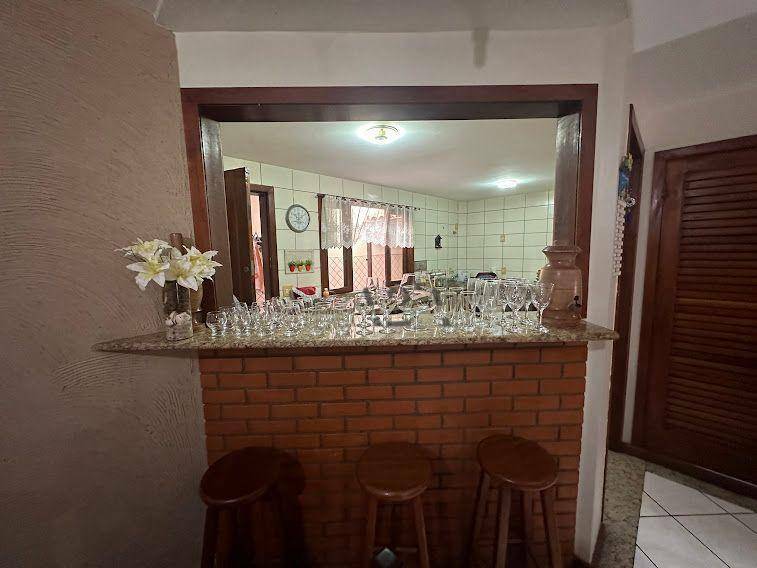 Casa à venda com 4 quartos, 180m² - Foto 5