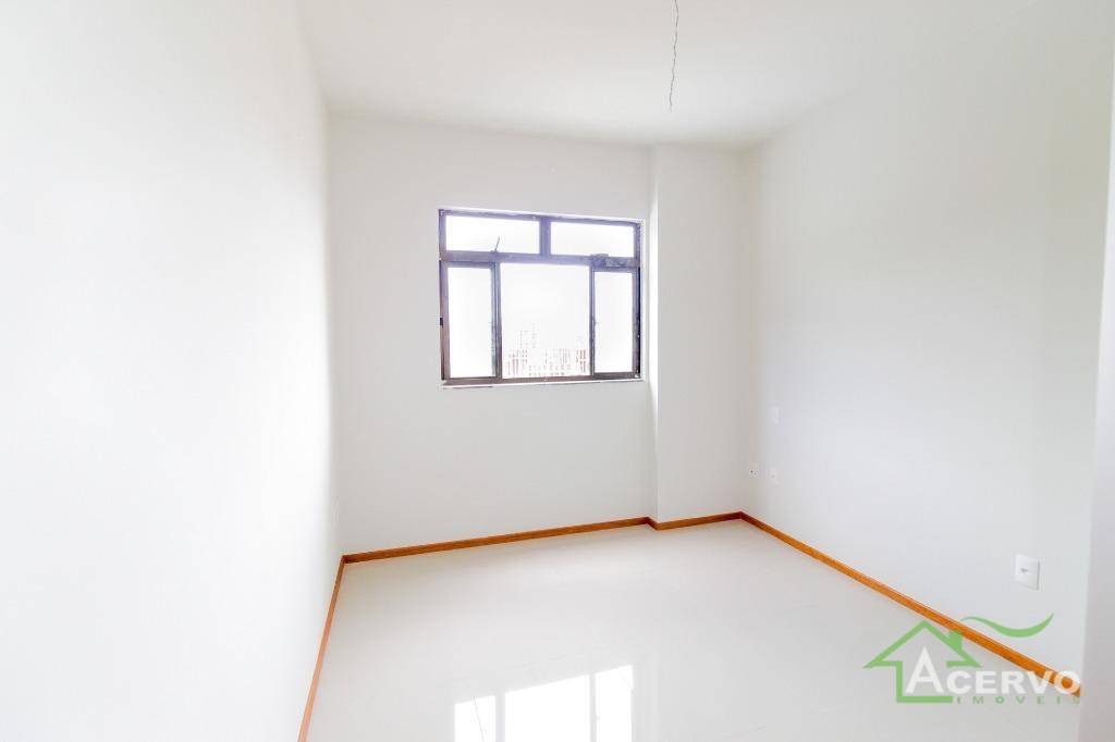 Apartamento à venda com 3 quartos, 92m² - Foto 12