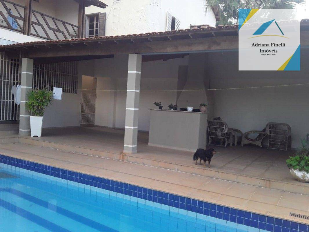 Casa à venda com 4 quartos, 280m² - Foto 15