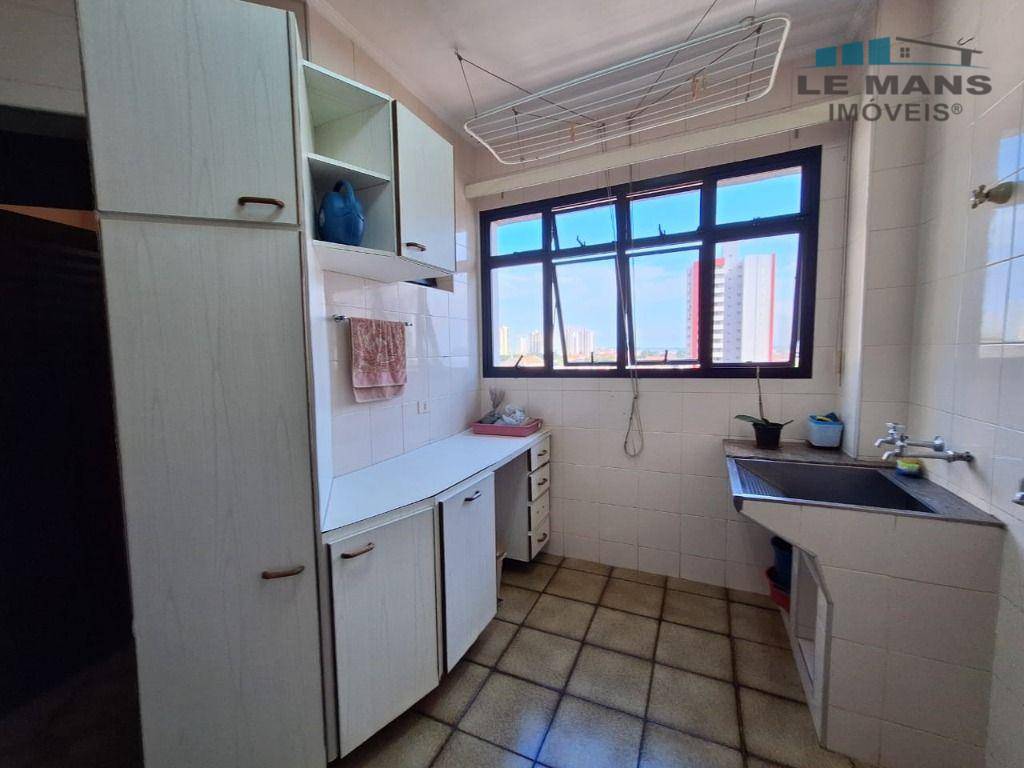 Apartamento à venda com 3 quartos, 327m² - Foto 13