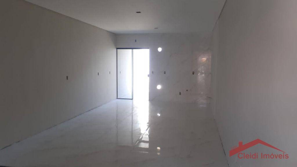 Sobrado à venda com 2 quartos, 123m² - Foto 4