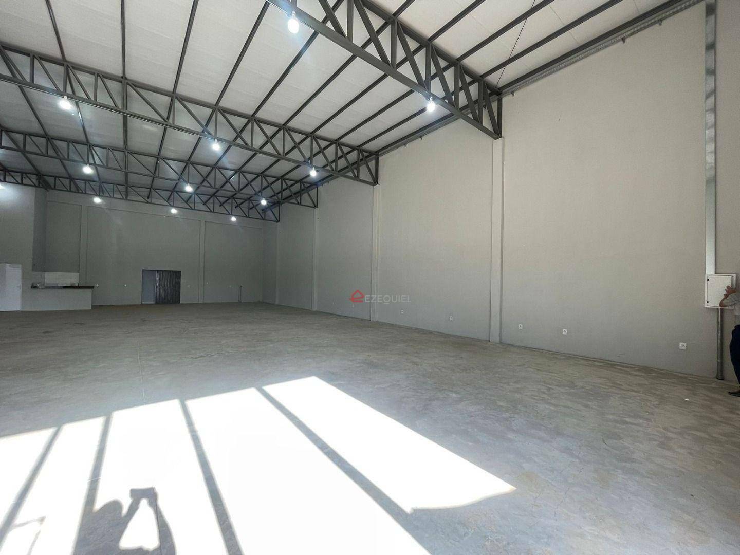 Depósito-Galpão, 330 m² - Foto 4