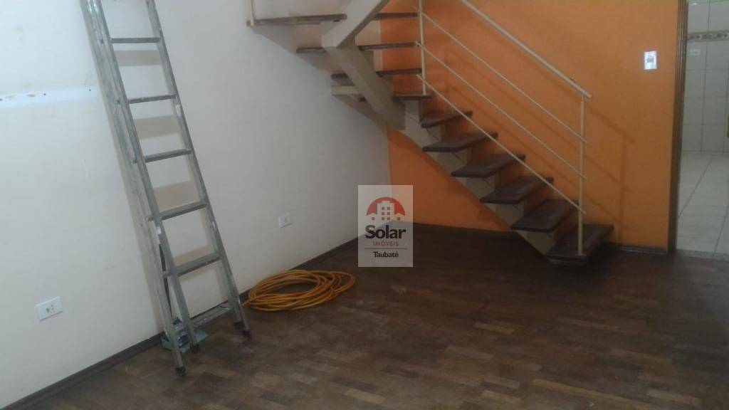 Casa à venda com 3 quartos, 165m² - Foto 4