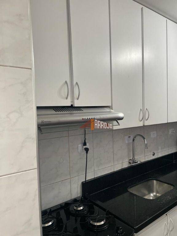 Apartamento à venda com 3 quartos, 67m² - Foto 1