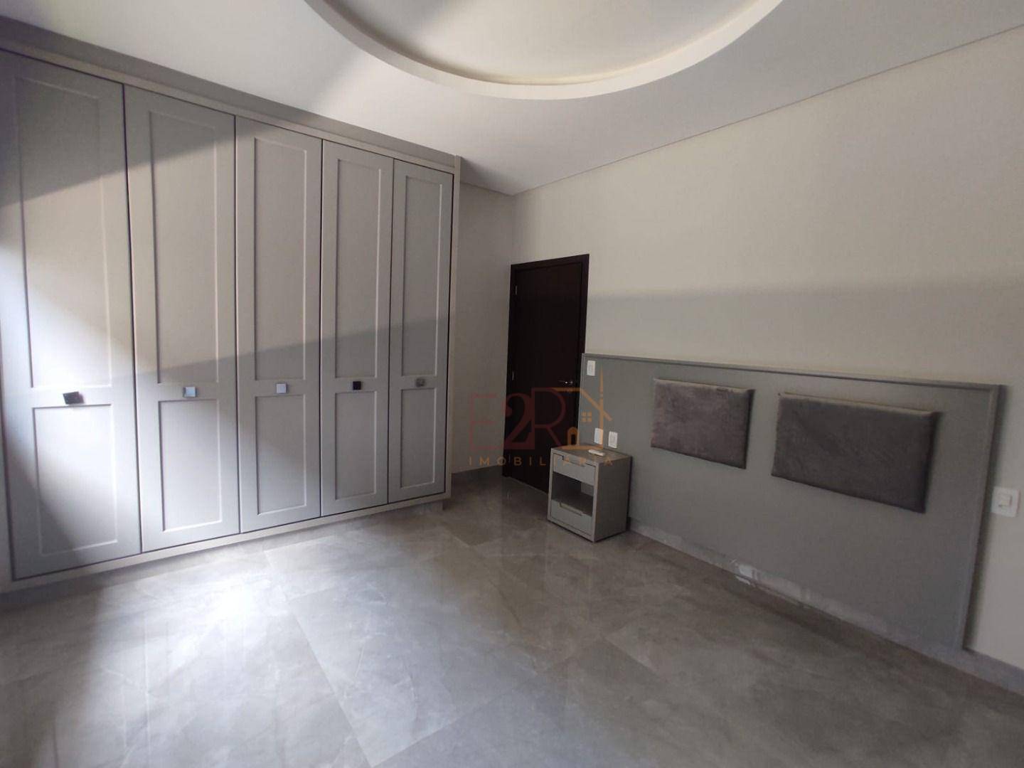 Sobrado à venda com 4 quartos, 477m² - Foto 11