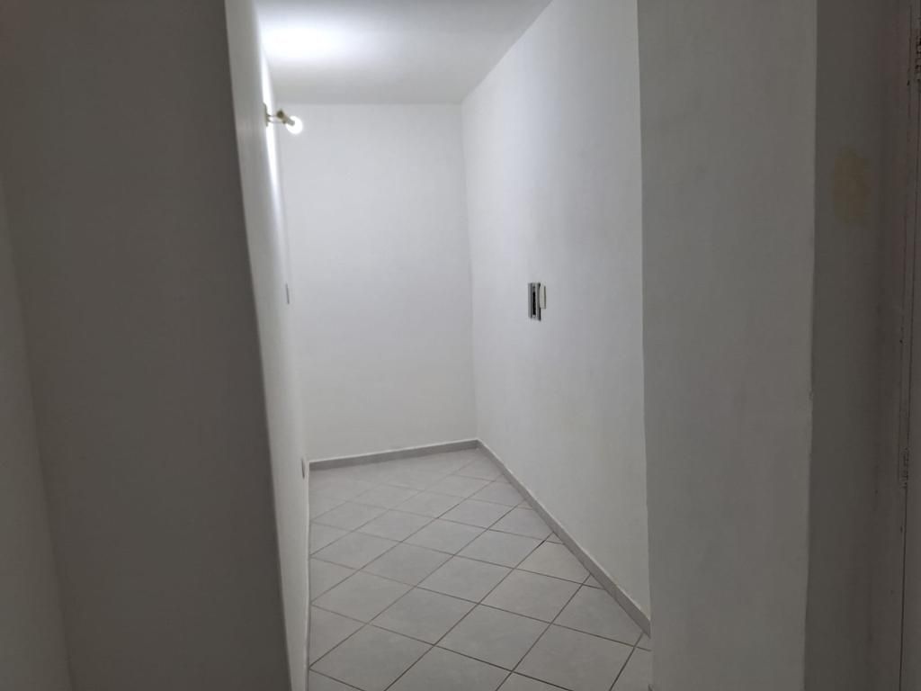 Apartamento à venda com 1 quarto, 64m² - Foto 9