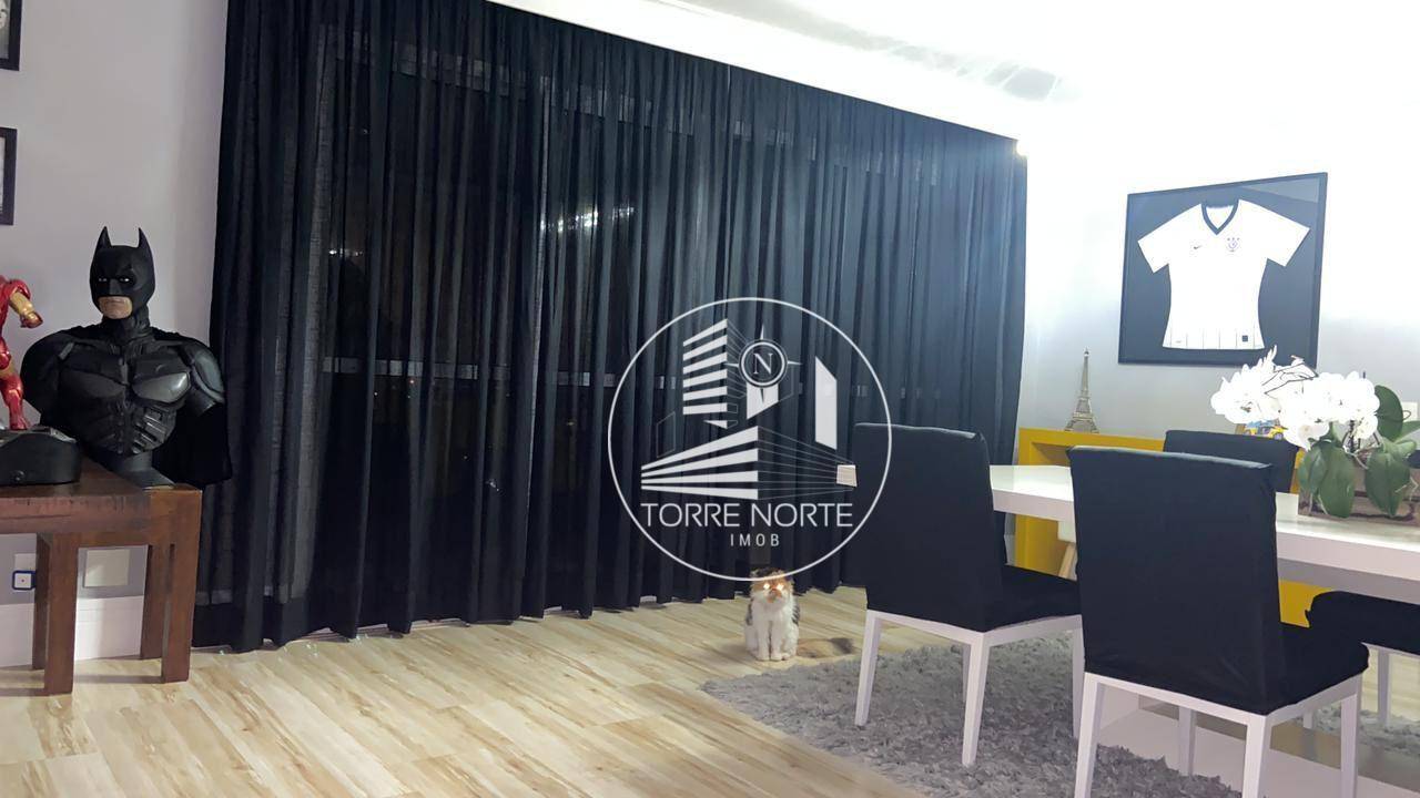 Apartamento à venda com 4 quartos, 235m² - Foto 5