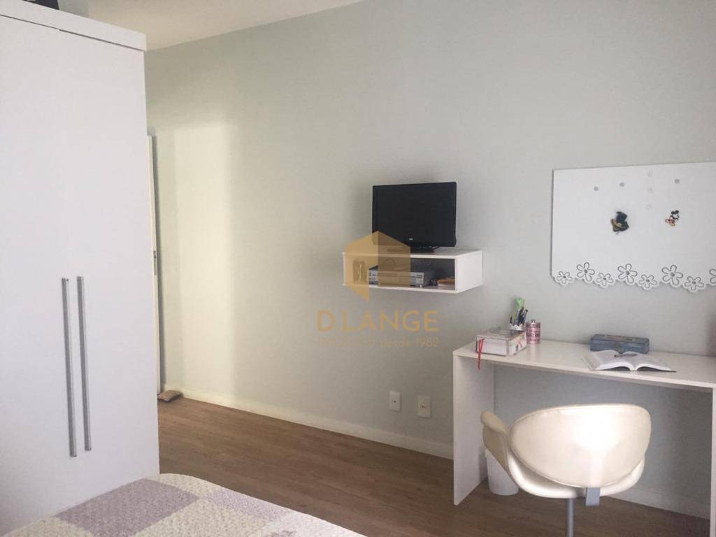 Casa à venda com 3 quartos, 322m² - Foto 17