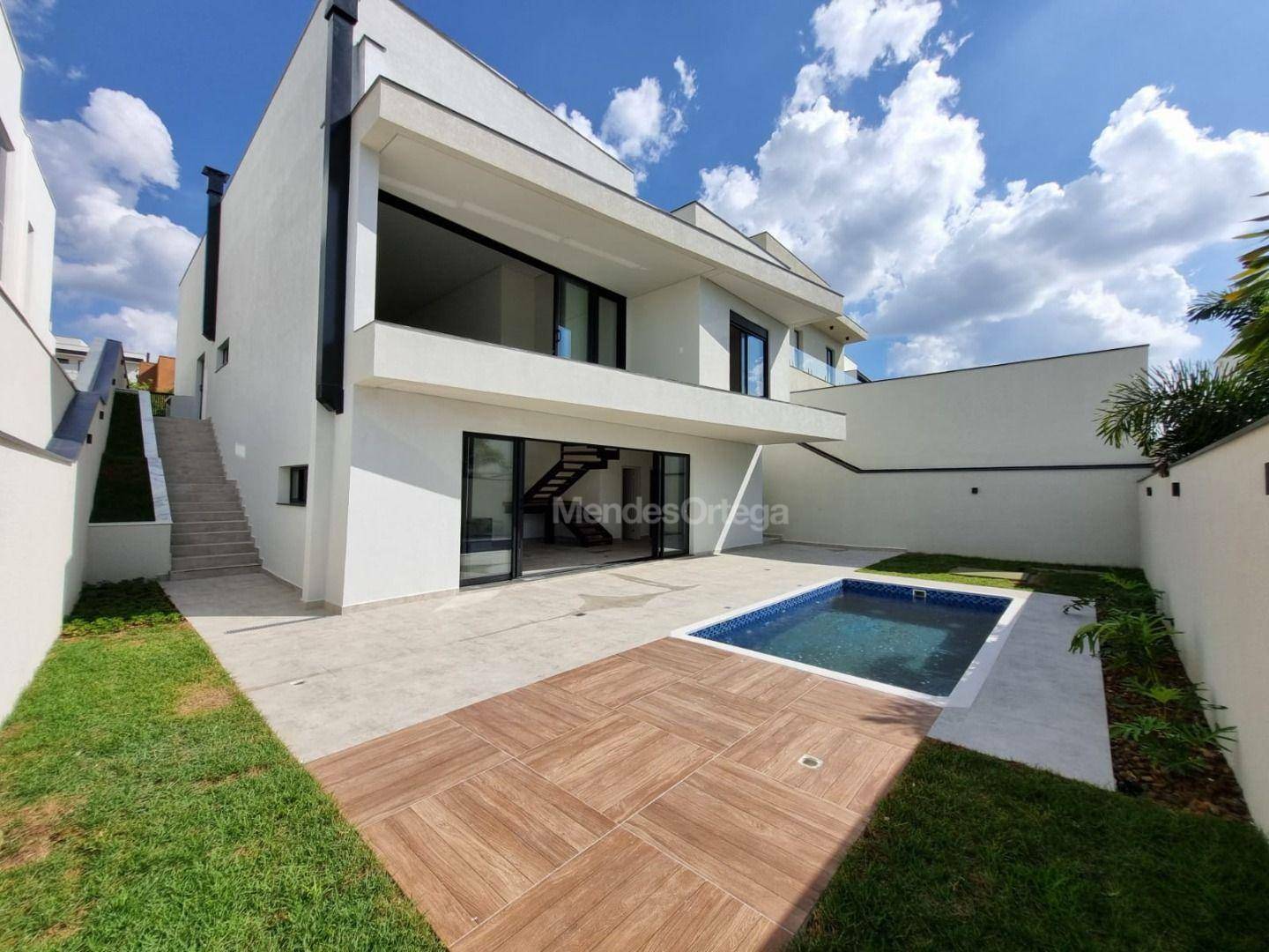 Casa de Condomínio à venda com 3 quartos, 291m² - Foto 1