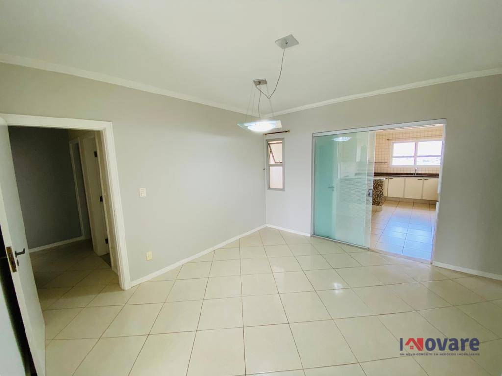 Apartamento à venda com 3 quartos, 152m² - Foto 5