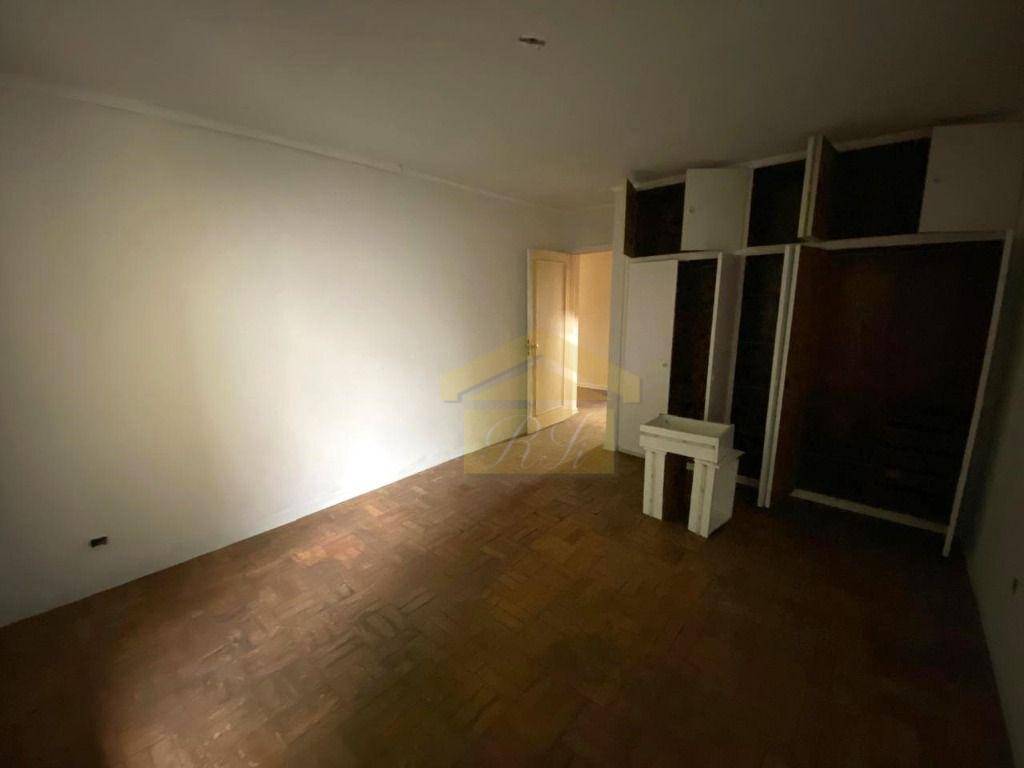 Sobrado à venda com 4 quartos, 300m² - Foto 11