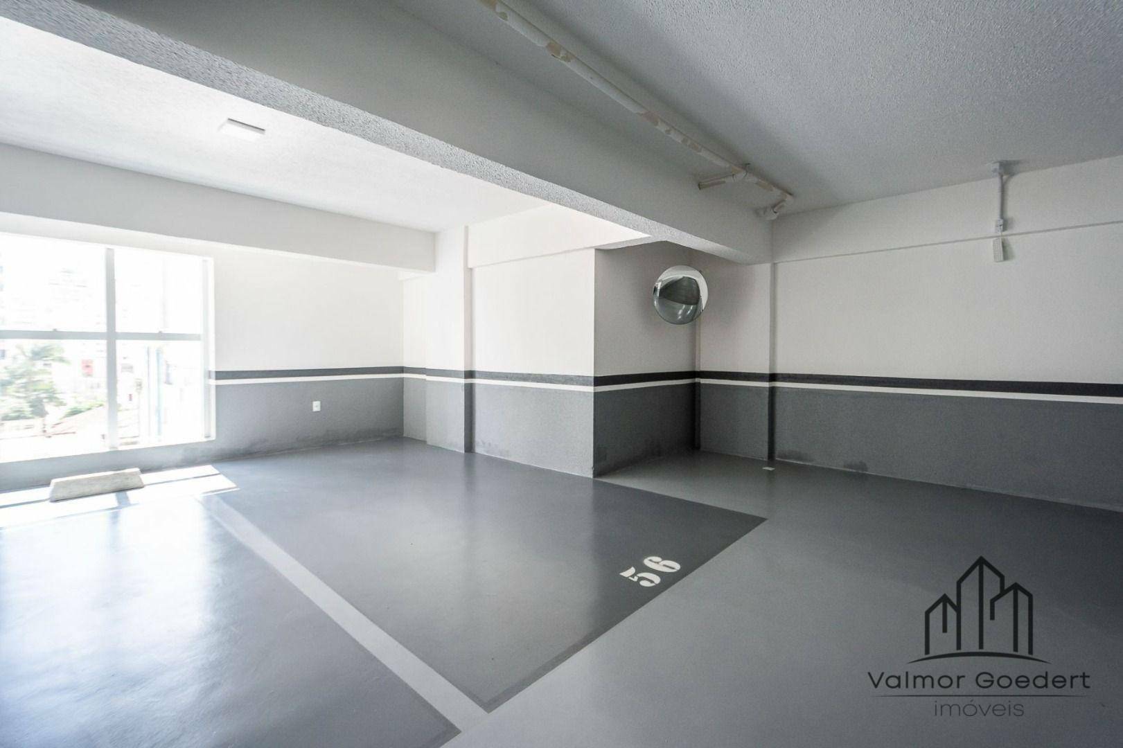 Apartamento à venda com 3 quartos, 143m² - Foto 38