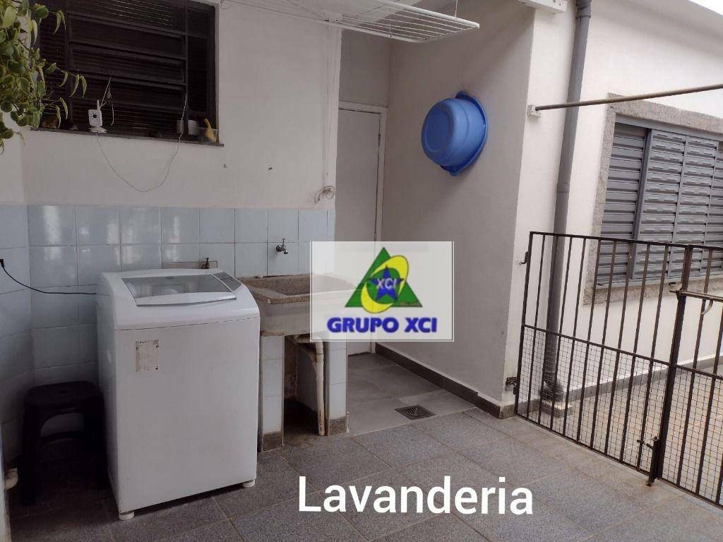 Casa à venda com 3 quartos, 180m² - Foto 20