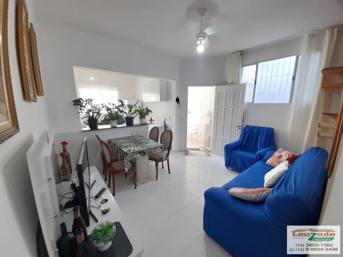 Casa à venda com 2 quartos, 180m² - Foto 1