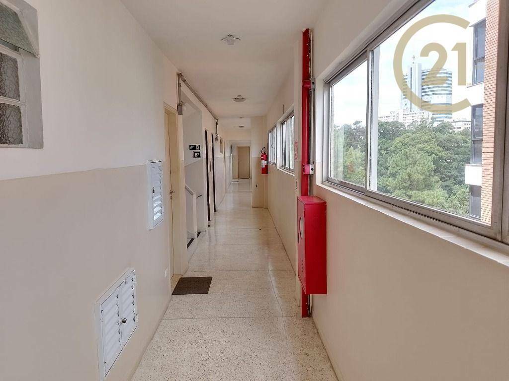 Apartamento à venda com 2 quartos, 69m² - Foto 4