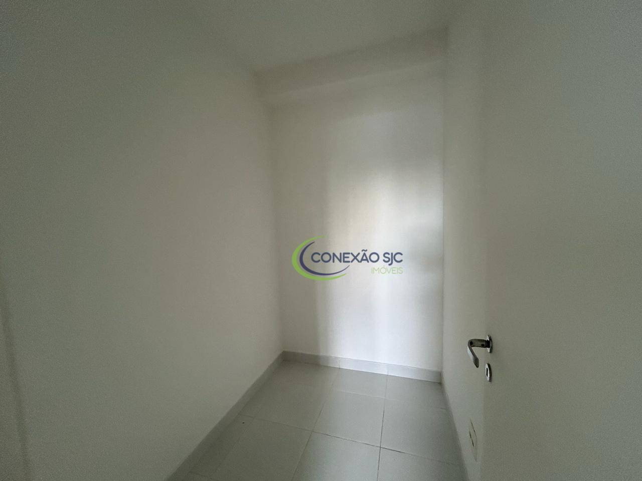 Apartamento para alugar com 4 quartos, 190m² - Foto 11