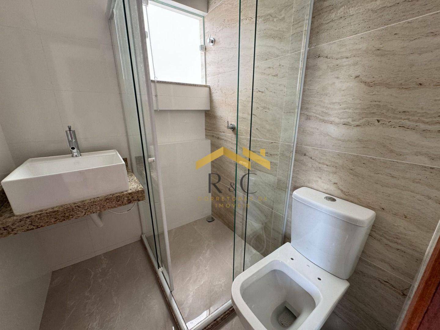 Casa à venda com 4 quartos, 180m² - Foto 4