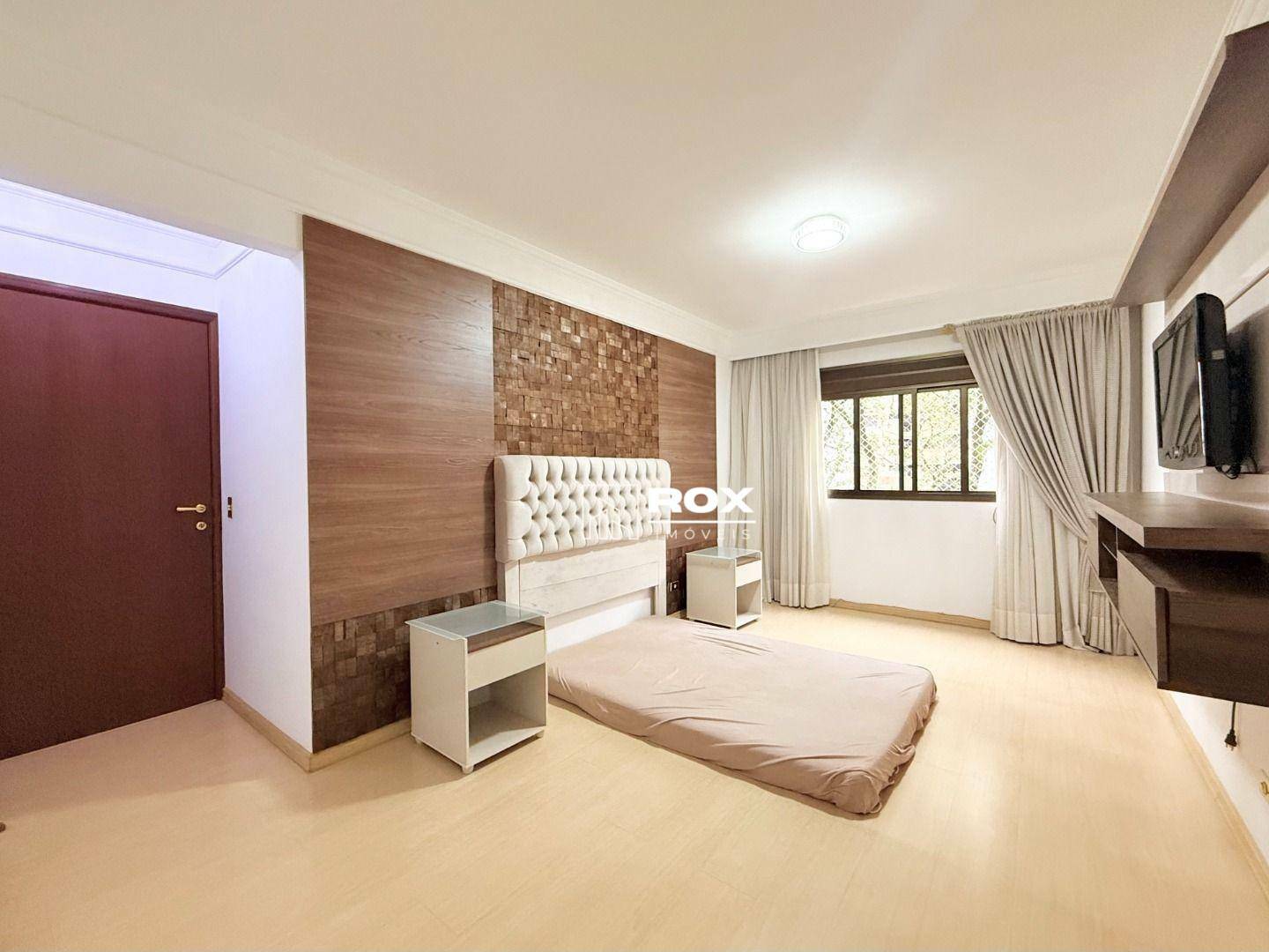 Apartamento para alugar com 3 quartos, 178m² - Foto 31