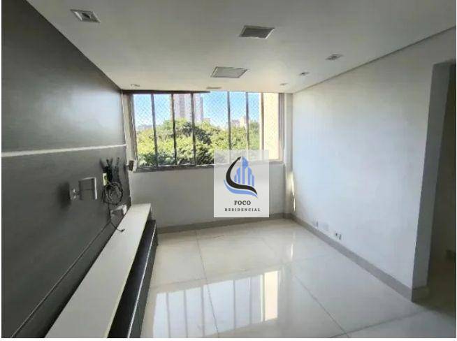 Apartamento à venda com 2 quartos, 60m² - Foto 1