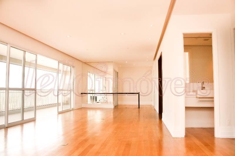 Apartamento para alugar com 2 quartos, 198m² - Foto 5