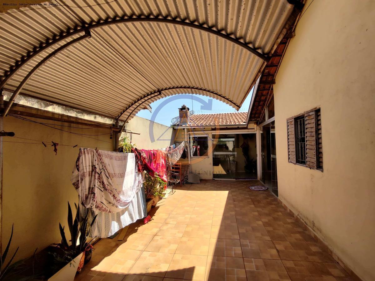 Casa à venda com 2 quartos, 200m² - Foto 7