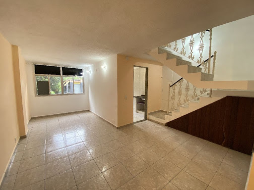 Apartamento à venda com 2 quartos, 56m² - Foto 1