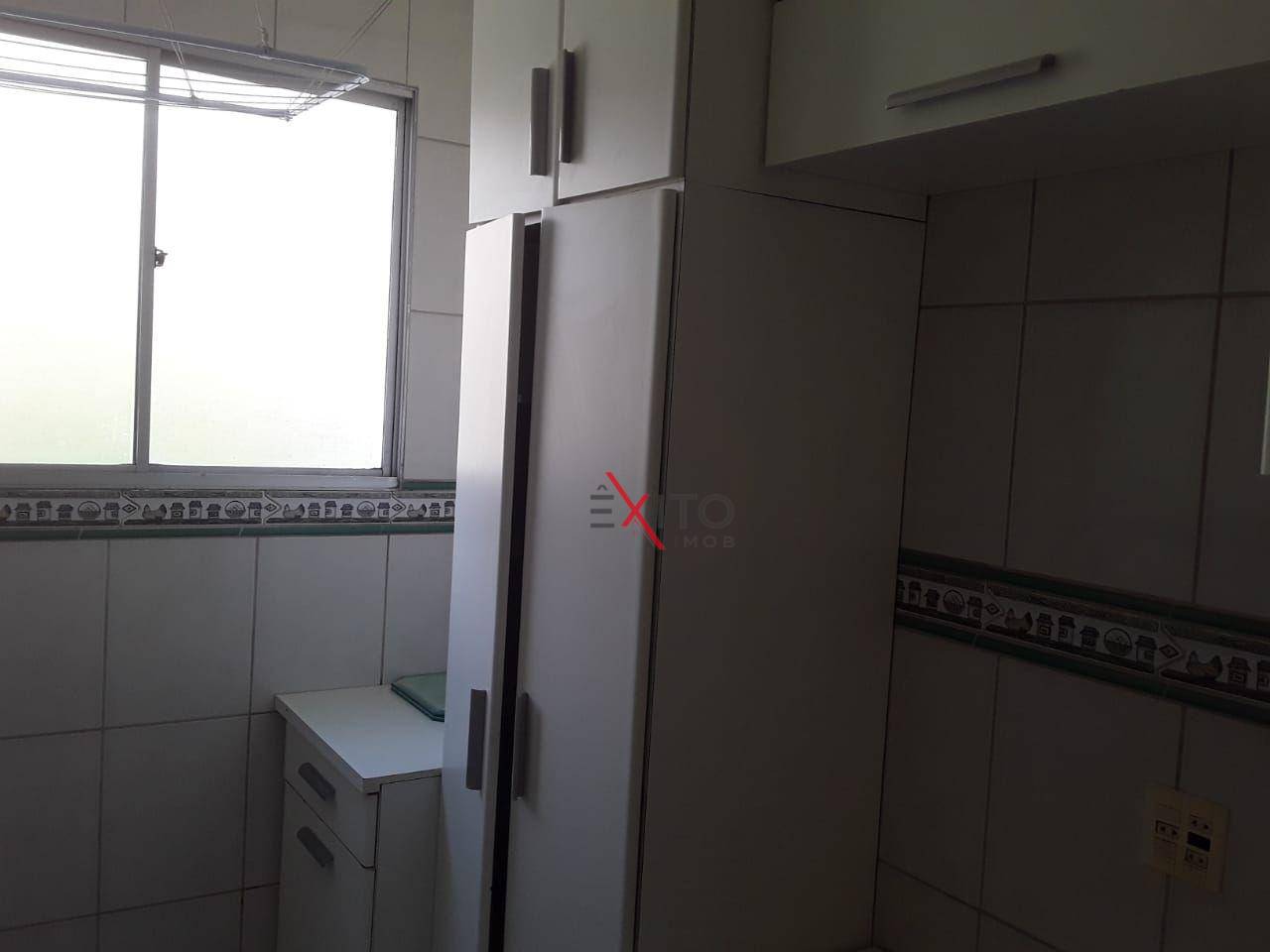 Apartamento à venda com 3 quartos, 65m² - Foto 3