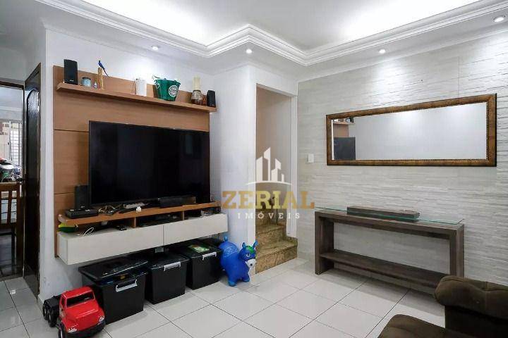 Sobrado à venda com 4 quartos, 230m² - Foto 1