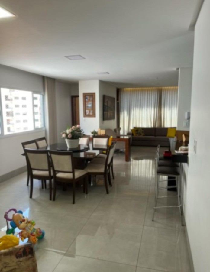Apartamento à venda com 3 quartos, 126m² - Foto 2