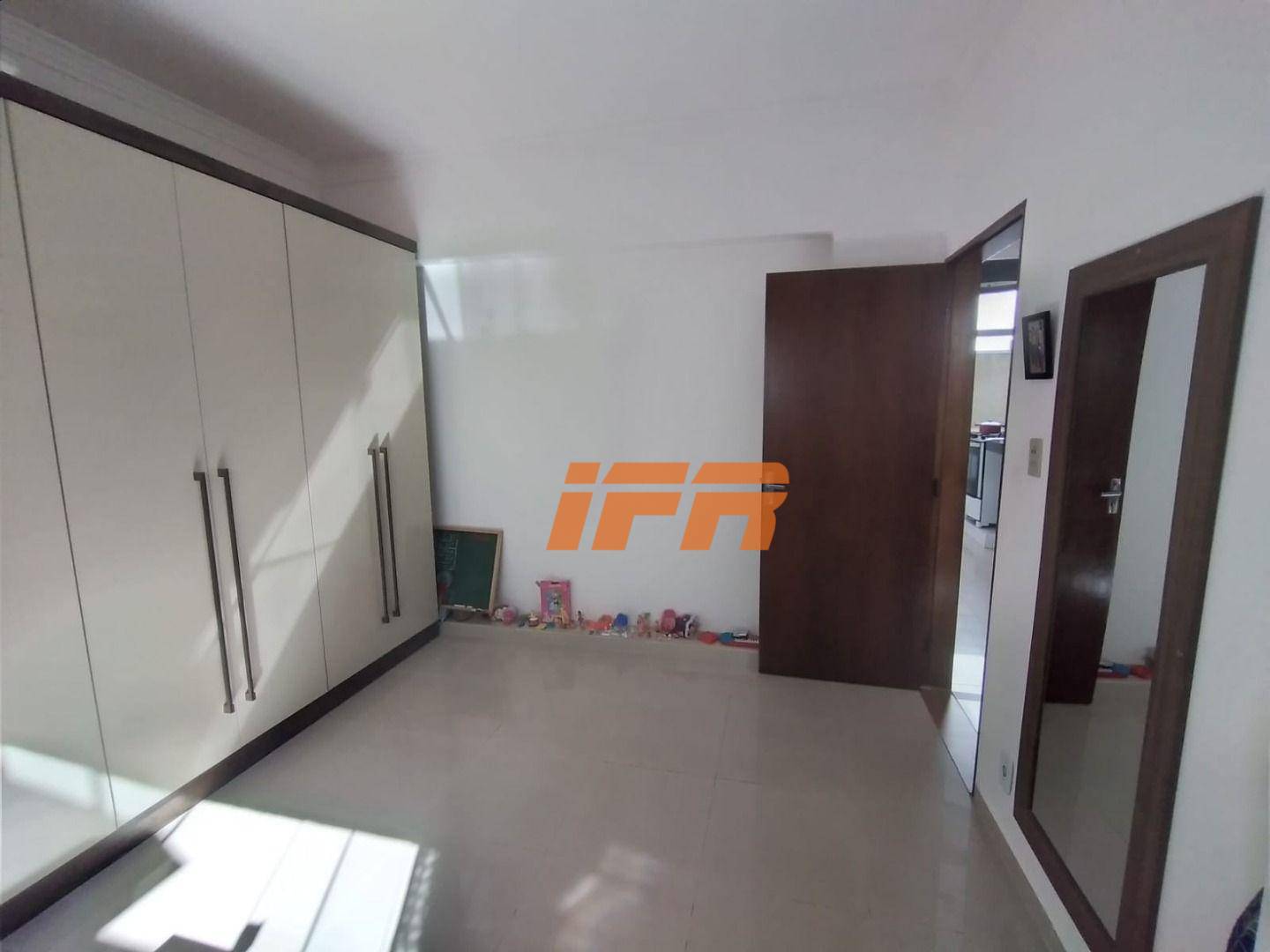 Sobrado à venda com 4 quartos, 191m² - Foto 16