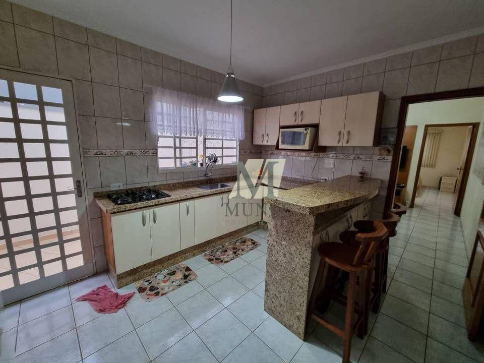 Casa à venda com 2 quartos, 97m² - Foto 8