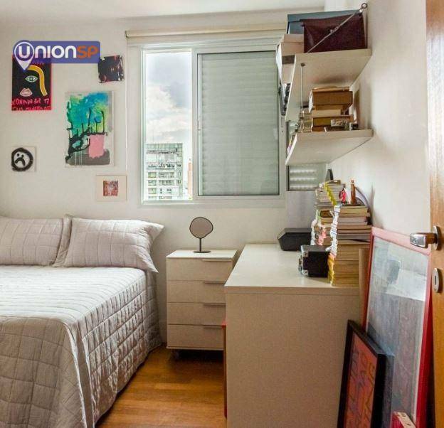 Apartamento à venda com 3 quartos, 188m² - Foto 7