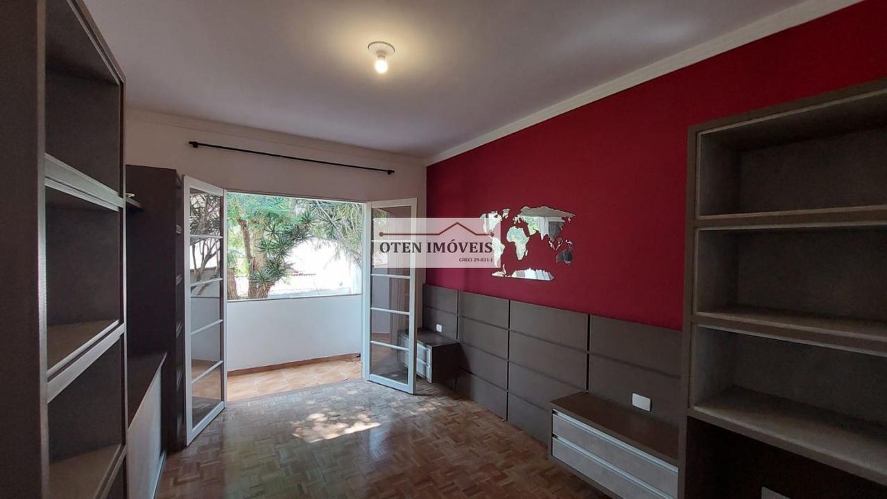 Casa à venda com 3 quartos, 220m² - Foto 13