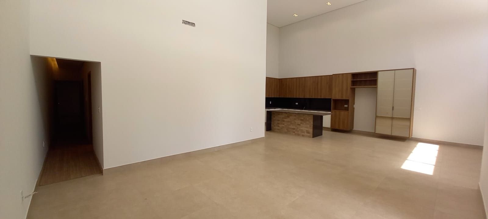 Casa à venda com 3 quartos, 219m² - Foto 6