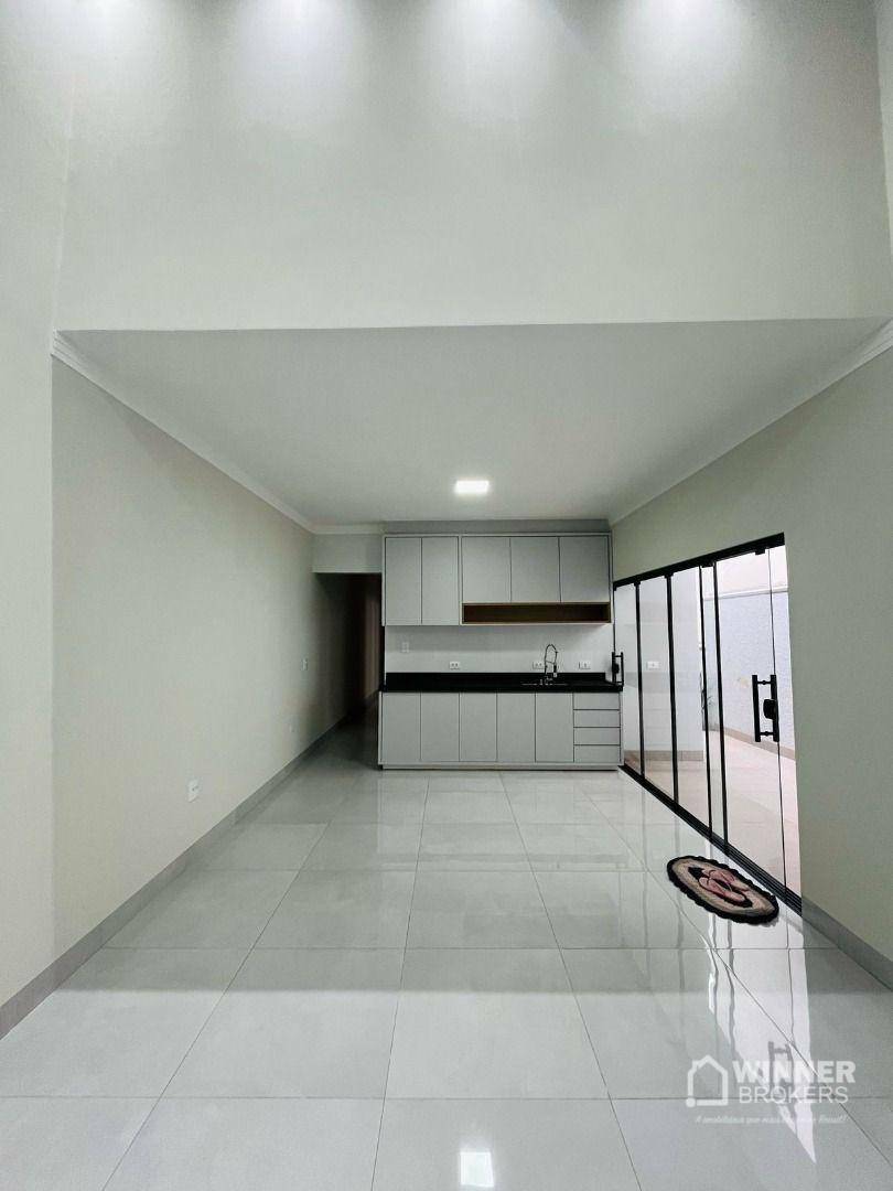 Casa à venda com 3 quartos, 99m² - Foto 12