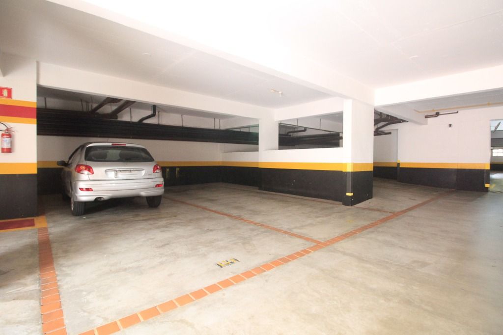 Apartamento para alugar com 2 quartos, 80m² - Foto 51