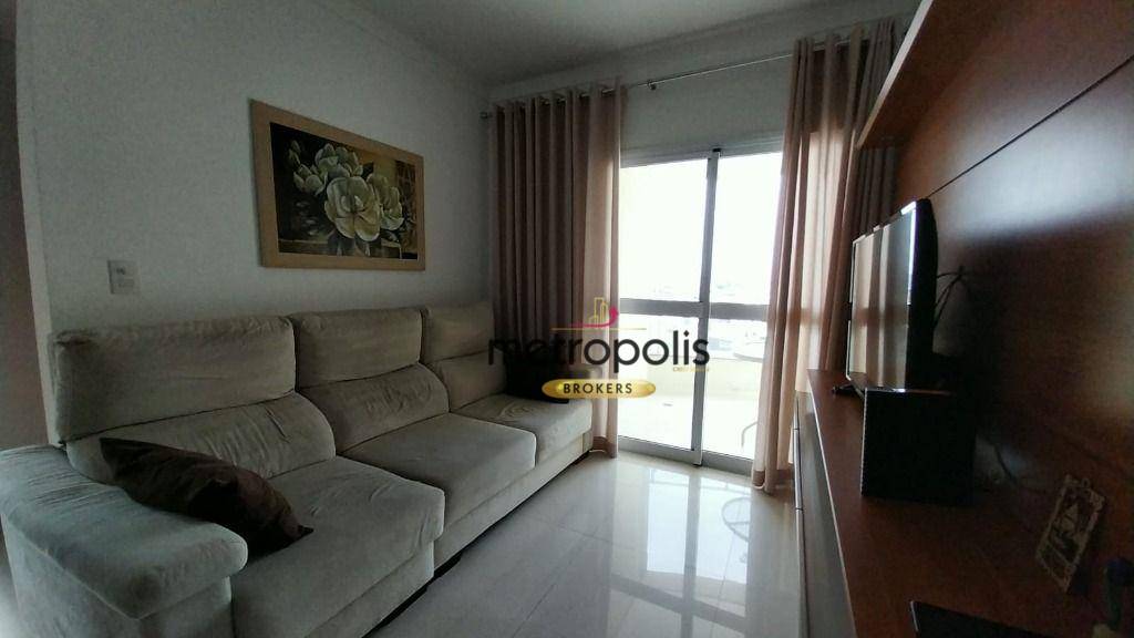 Apartamento à venda com 2 quartos, 70m² - Foto 3