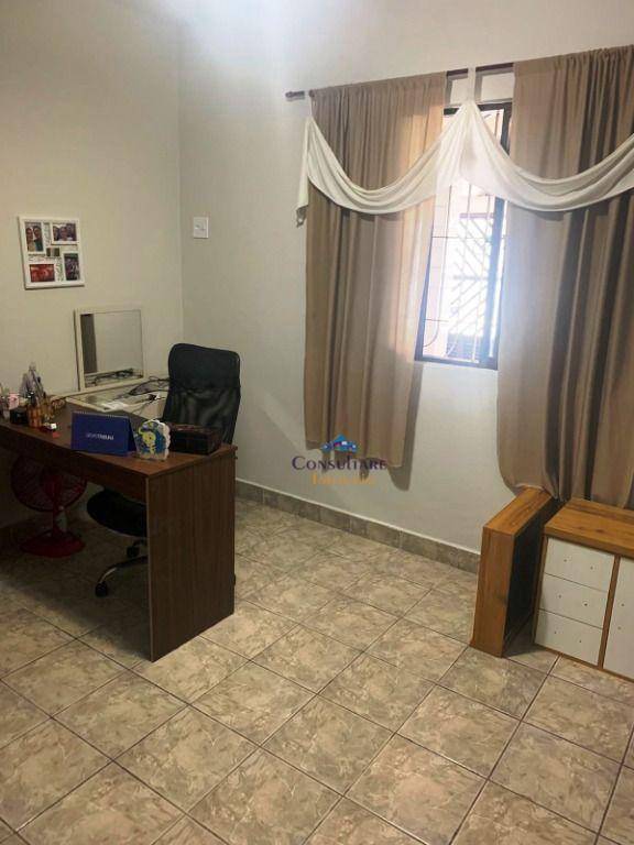 Casa de Condomínio à venda com 3 quartos, 300m² - Foto 13