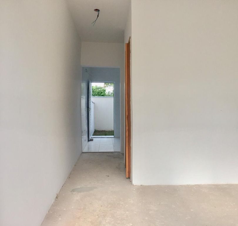 Casa à venda com 2 quartos, 80m² - Foto 8