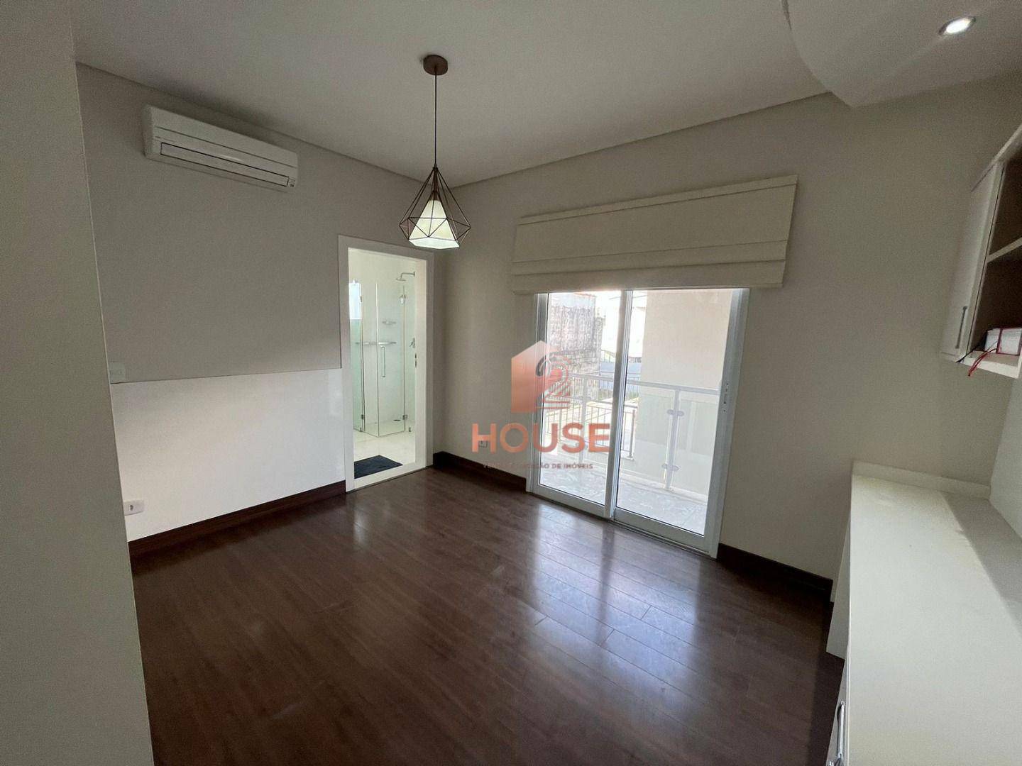 Casa de Condomínio à venda com 4 quartos, 300m² - Foto 8