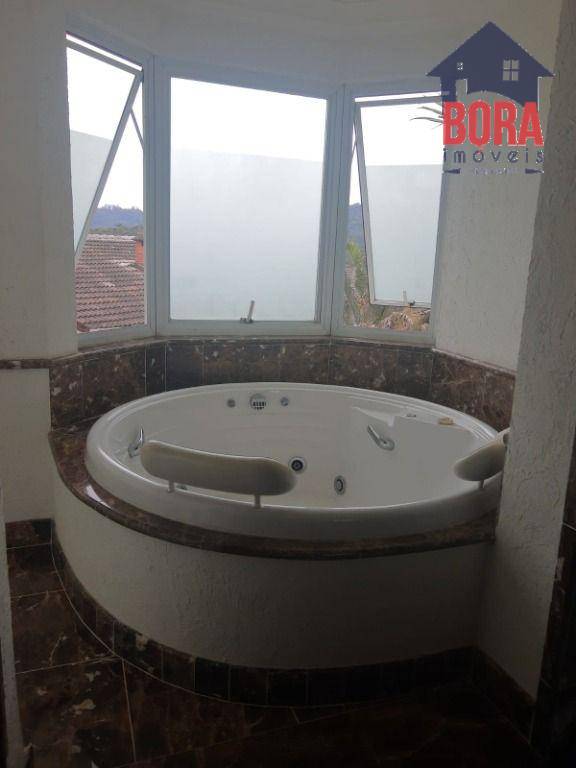 Casa de Condomínio à venda com 4 quartos, 500m² - Foto 33