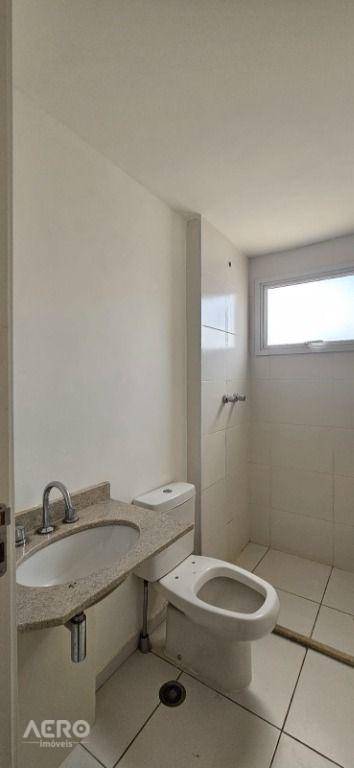 Apartamento à venda com 2 quartos, 78m² - Foto 4