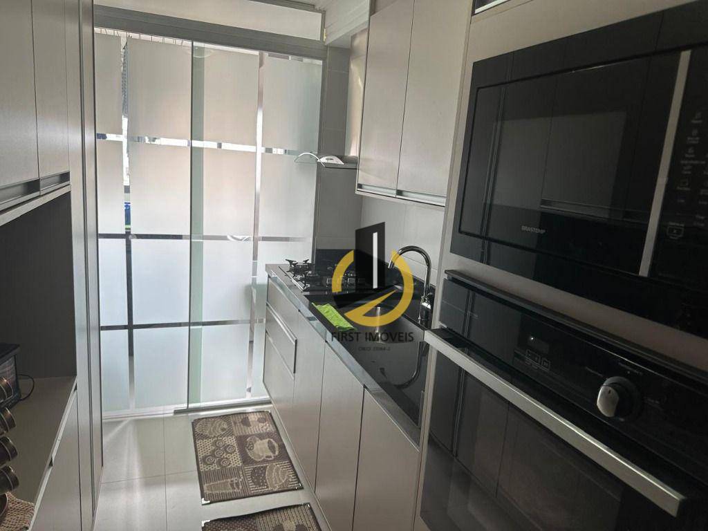 Apartamento à venda com 3 quartos, 108m² - Foto 7